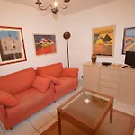 4 Minutes Walk To Palais Festivals